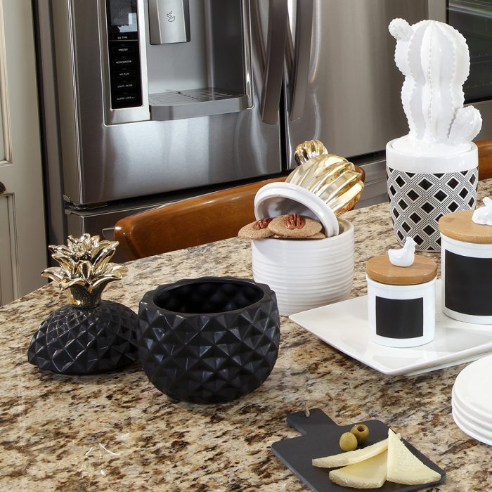 PIÑA NEGRA CERÁMICA